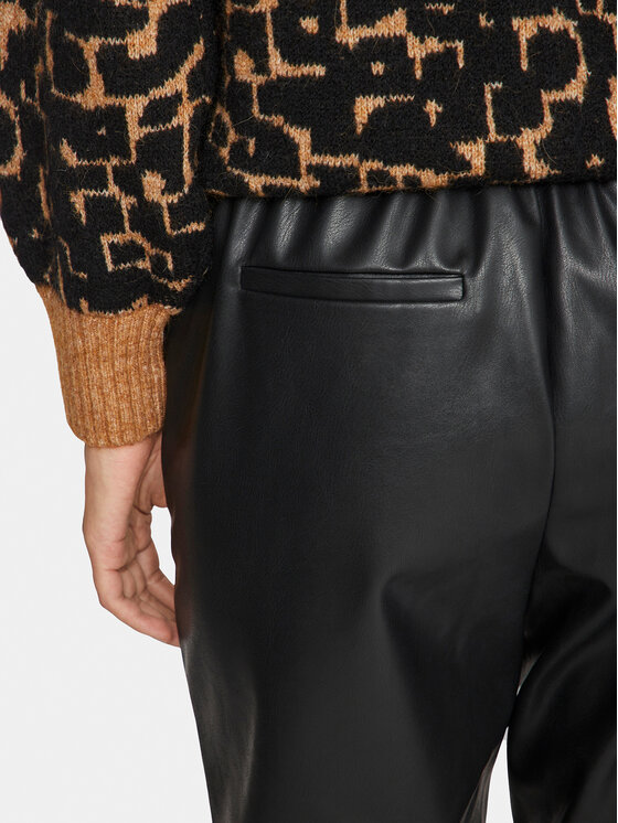 Vila Vila Pantaloni din imitație de piele Dagmar 14095340 Negru Regular Fit