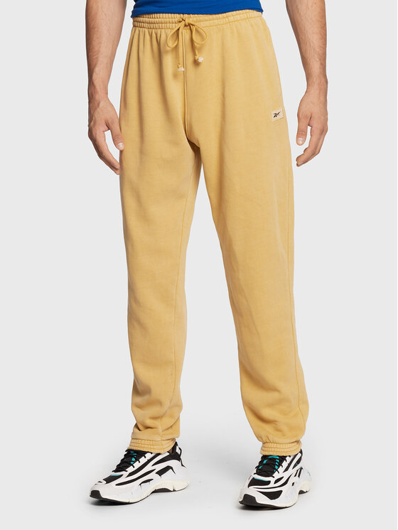 Reebok Reebok Спортивні штани Classics Natural Dye HK7088 Жовтий Relaxed Fit