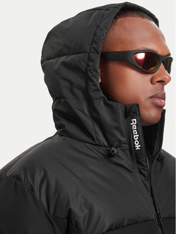 Reebok Reebok Žieminė striukė RCC00084 Juoda Regular Fit