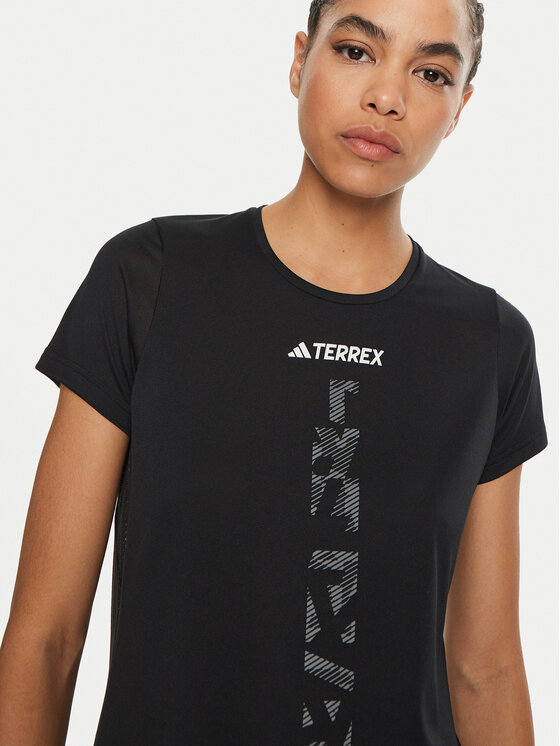 adidas adidas Тениска от техническо трико Terrex Agravic Trail Running HT9414 Черен Regular Fit