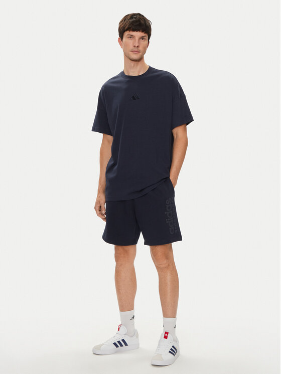 adidas adidas Sportske kratke hlače ALL SZN Fleece Graphic IW1195 Plava Regular Fit