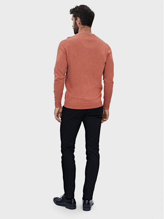Evenemen Evenemen Sweter V-NECK RUST Miedziany Slim Fit