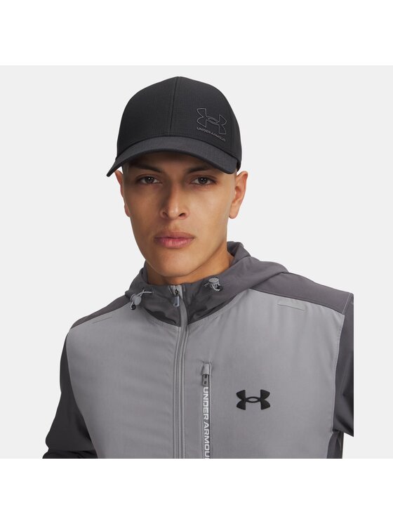 Under Armour Under Armour Czapka z daszkiem UA-1383438-004 Czarny