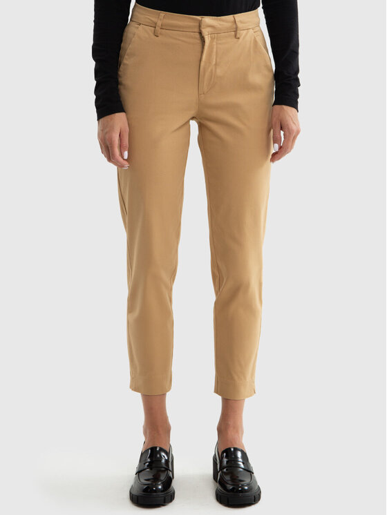 BIG STAR BIG STAR Spodnie materiałowe DANAI_801_350 Beżowy Chino Fit