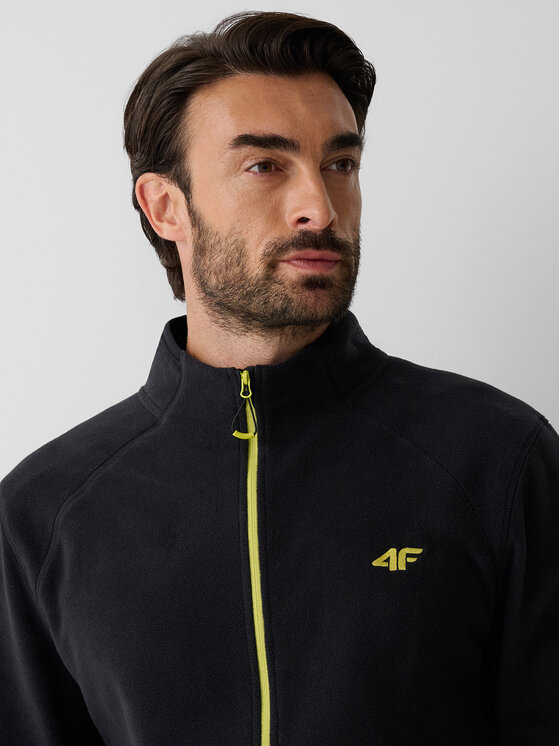 4F 4F Polar BETWEEN LAYERS Czarny Regular Fit