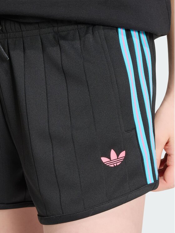 adidas adidas Szorty materiałowe 165395 Czarny Loose Fit