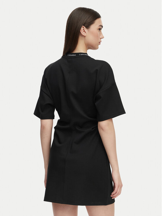 Calvin Klein Jeans Calvin Klein Jeans Vestito da giorno LV047G251G Nero Boxy Fit