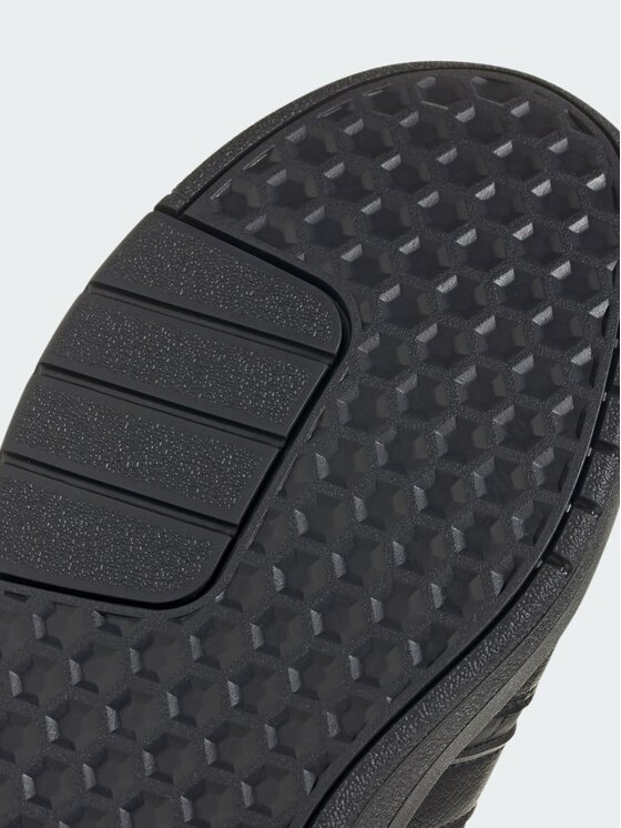 adidas adidas Półbuty 164693 Czarny