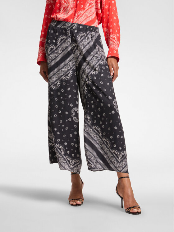 Elena Mirò Elena Mirò Pantaloni di tessuto P078Z100169N001 Nero Cropp Fit