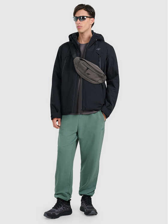 4F 4F Kurtka przejściowa URBAN COMMUTER Czarny Regular Fit