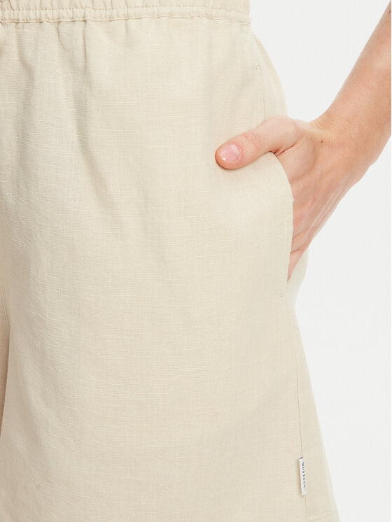 Mustang Mustang Pantaloncini di tessuto Charlottesville 1016584 Beige Relaxed Fit