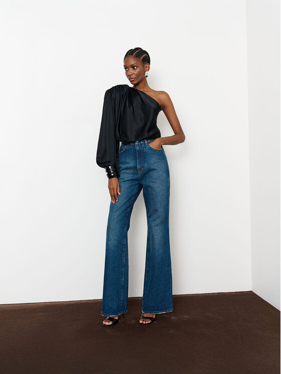 La Mania La Mania Body JASMINE Čierna Classic Fit