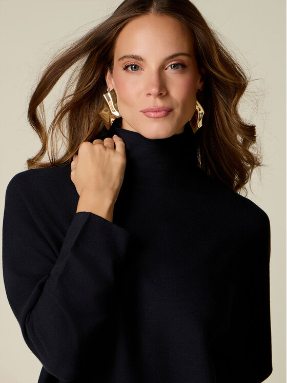 Oltre Oltre Sweter M484E102295N034 Niebieski Regular Fit
