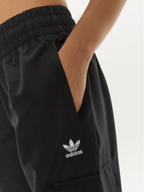 adidas adidas Pantaloni da tuta adicolor 3-Stripes JF1292 Nero Loose Fit