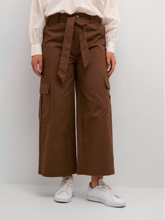 Kaffe Kaffe Pantaloni din material Jumper 10507581 Maro Regular Fit