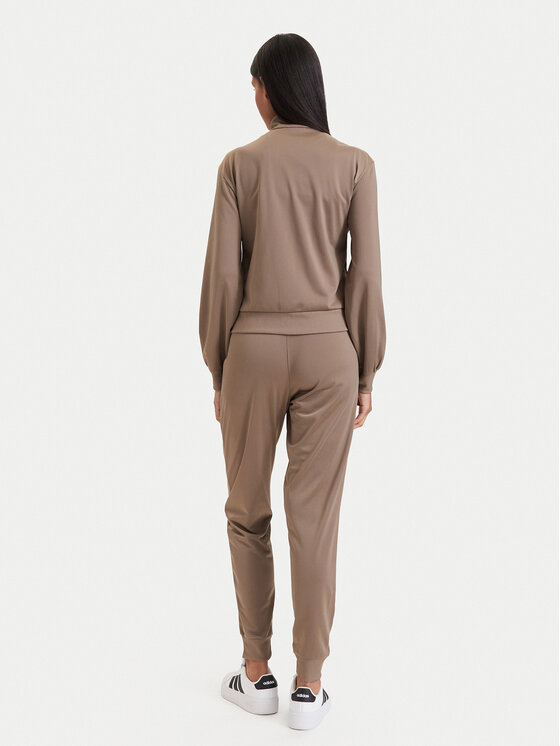 adidas adidas Sportinis kostiumas Essentials Feel KQ7579 Tamsiai smėlinė Regular Fit