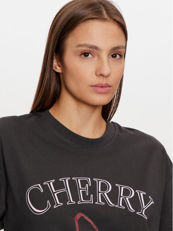 Gina Tricot Gina Tricot T-shirt 23980 Crna Oversize