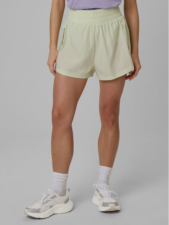 4F 4F Szorty sportowe SOLAR PUNK Zielony jasny Regular Fit
