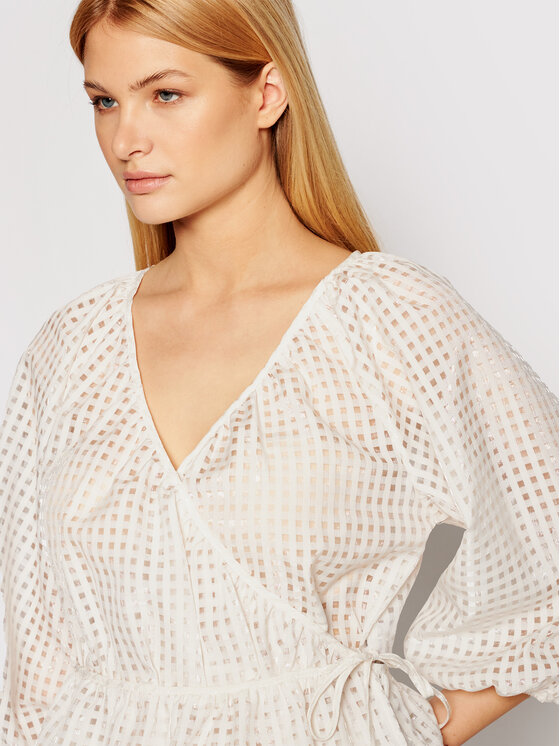 Blusa Delilah 29542-0002 Beige Regular Fit