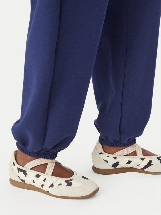 adidas adidas Jogginghose Soft Lux KS7879 Blau Loose Fit
