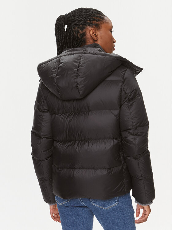 Calvin Klein Jeans Calvin Klein Jeans Geacă din puf Archetype J20J221646 Negru Regular Fit