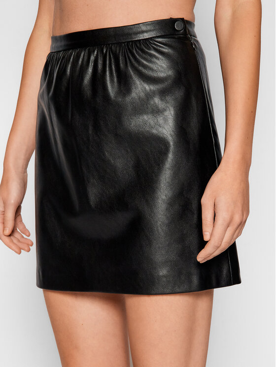 PINKO Pinko Műbőr szoknya The Mall AI 21-22 BK01 1G16ET 7105 Fekete Slim Fit