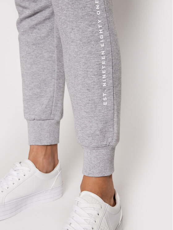 Pantaloni da tuta Abby O0BA26 KA3P1 Grigio Regular...