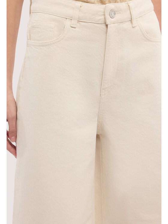 Trussardi Trussardi Szorty jeansowe P4519100357N0DE Kremowy Regular Fit