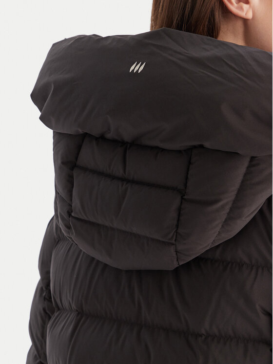 Hetregó Hetregó Pūkinė striukė Lena 8P697 25WD08 Juoda Regular Fit