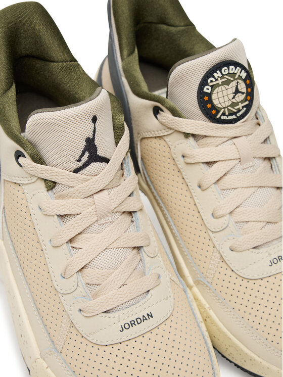 Nike Nike Basketballschuhe Day1 E.O. (GS) FQ1306 103 Beige