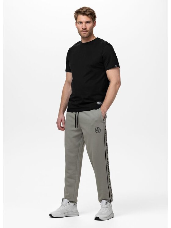 PITBULL PITBULL Spodnie dresowe NEXUS Zielony Regular Fit
