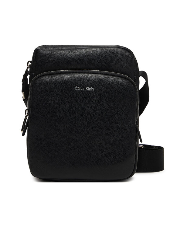 Calvin Klein Calvin Klein Somiņa Raised Pocket Reporter LV04D3317G Melns