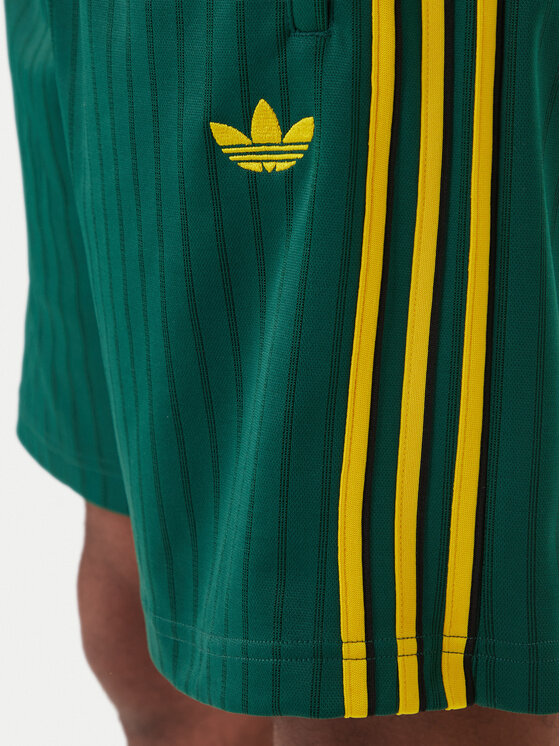 adidas adidas Szorty sportowe Firebird Engineered Stripes KS5504 Zielony Regular Fit