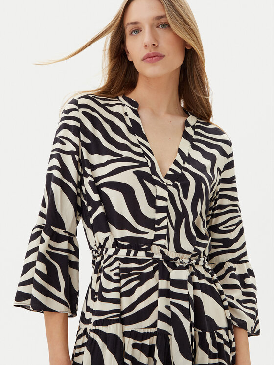 Vero Moda Vero Moda Kasdieninė suknelė Melba 10329936 Juoda Loose Fit