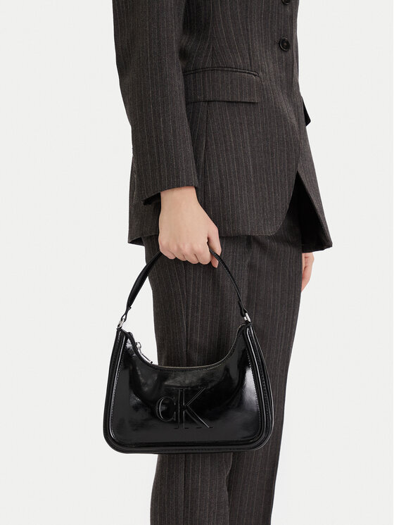 Calvin Klein Calvin Klein Ročna torba Bold Ck Metallic Shoulder Bag LV04F3332G Črna