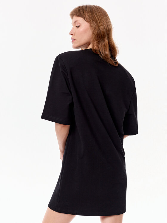 MANDRAGORA MANDRAGORA Vestito di maglia Raya Nero Straight Fit