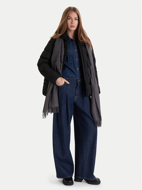 Geox Geox Zimska jakna Anylla W4628P T3144 F9000 Črna Regular Fit