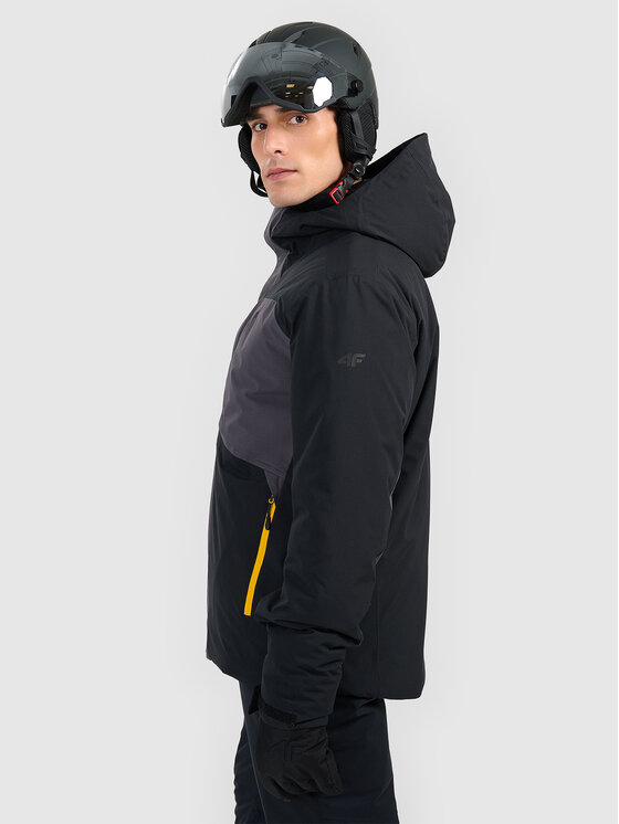 4F 4F Kurtka narciarska SKIWEAR Czarny Regular Fit
