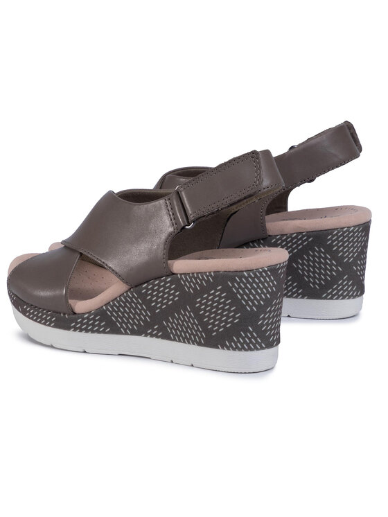 Cammy pearl clarks hotsell