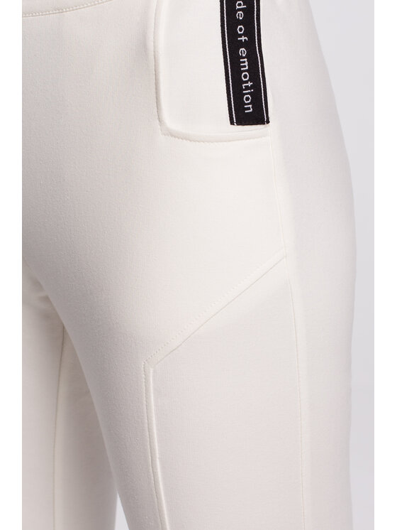 Made of Emotion Made of Emotion Pantaloni in maglia M493 Bianco Ahletic Fit