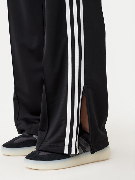 adidas adidas Спортивні штани adicolor Classic Firebird JC8245 Чорний Loose Fit