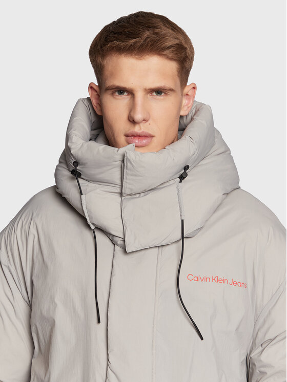 Calvin Klein Jeans Calvin Klein Jeans Žieminė striukė J30J321907 Pilka Relaxed Fit