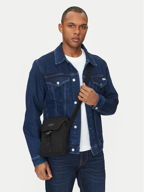 Calvin Klein Jeans Calvin Klein Jeans Taška cez rameno Workwear Ut Flap Reporter 18 LV04G3025G Čierna