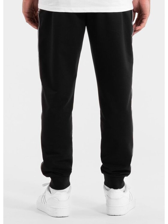 PITBULL PITBULL Spodnie dresowe TAPE NUGGET Czarny Regular Fit