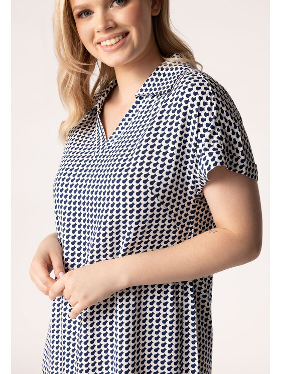 QUIOSQUE QUIOSQUE Každodenné šaty QUIOSQUE 4UB038822 Tmavomodrá Regular Fit