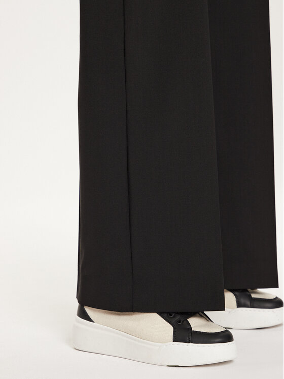 Weekend Max Mara Weekend Max Mara Παντελόνι υφασμάτινο Visivo 2425136041 Μαύρο Relaxed Fit