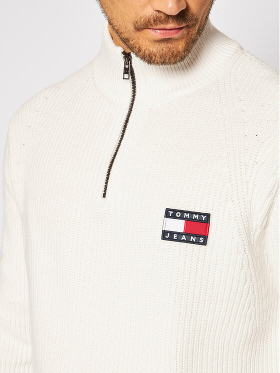 Tommy Jeans Megztinis Tommy Badge DM0DM08809 Balta Regular Fit • Modivo.lt