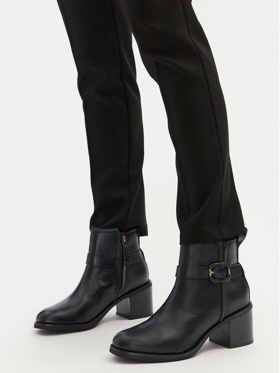 Clarks Clarks Botine Chamberly Trim 26178833 Negru