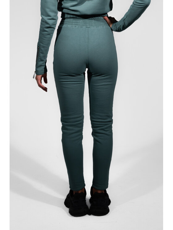 MANDRAGORA MANDRAGORA Teplákové nohavice cudowronka Zelená Slim Fit