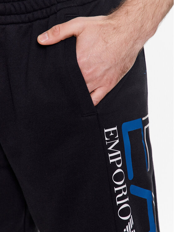 EA7 Emporio Armani EA7 Emporio Armani Športové kraťasy 3RPS57 PJLSZ 1200 Čierna Relaxed Fit